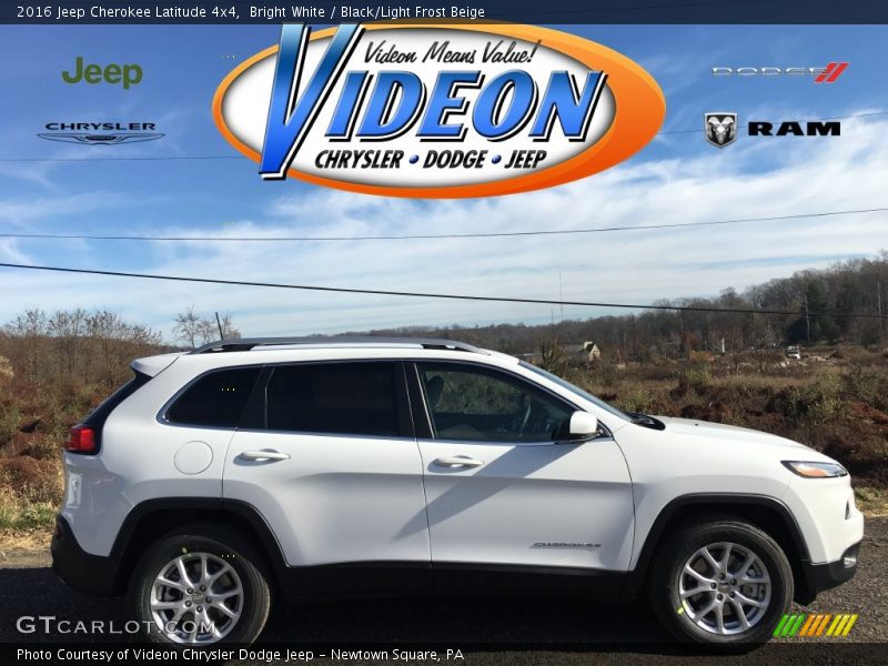Bright White / Black/Light Frost Beige 2016 Jeep Cherokee Latitude 4x4
