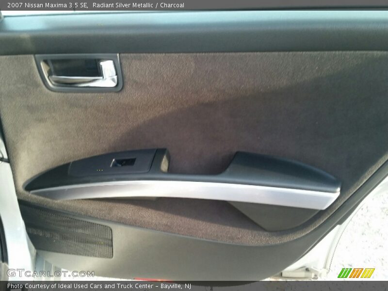 Radiant Silver Metallic / Charcoal 2007 Nissan Maxima 3.5 SE