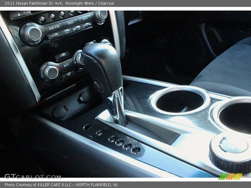 Moonlight White / Charcoal 2013 Nissan Pathfinder SV 4x4
