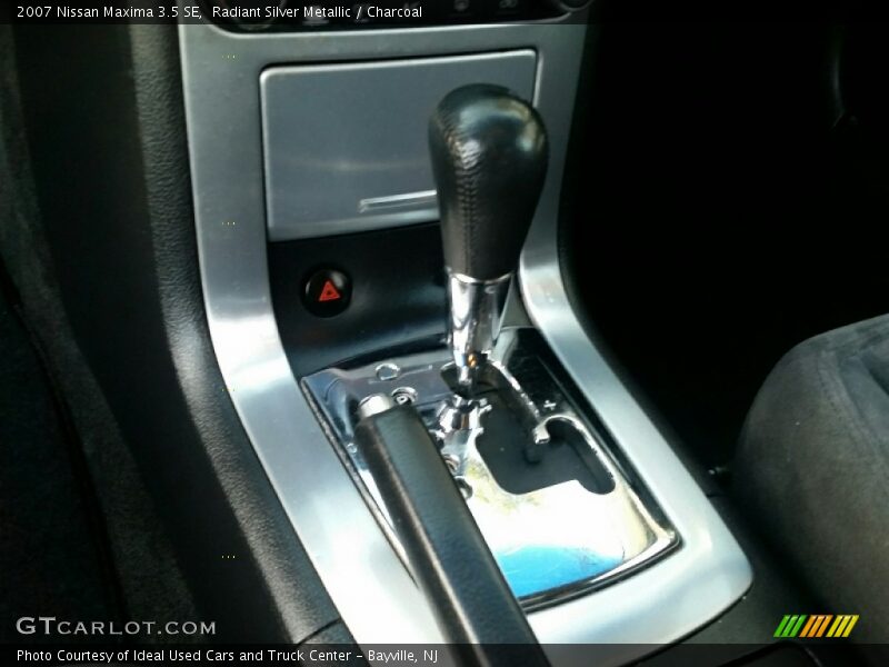 Radiant Silver Metallic / Charcoal 2007 Nissan Maxima 3.5 SE