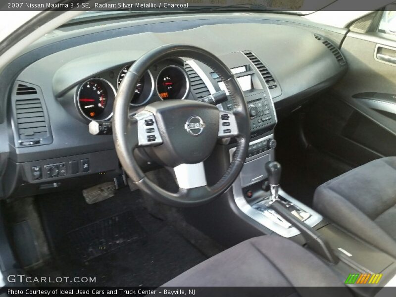 Radiant Silver Metallic / Charcoal 2007 Nissan Maxima 3.5 SE