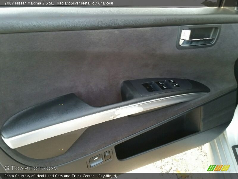 Radiant Silver Metallic / Charcoal 2007 Nissan Maxima 3.5 SE