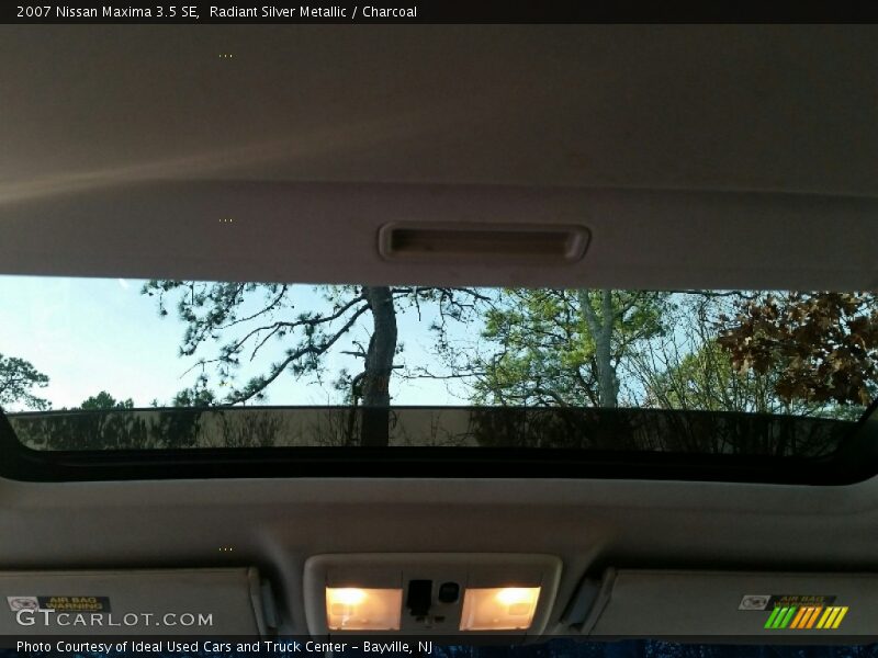 Radiant Silver Metallic / Charcoal 2007 Nissan Maxima 3.5 SE