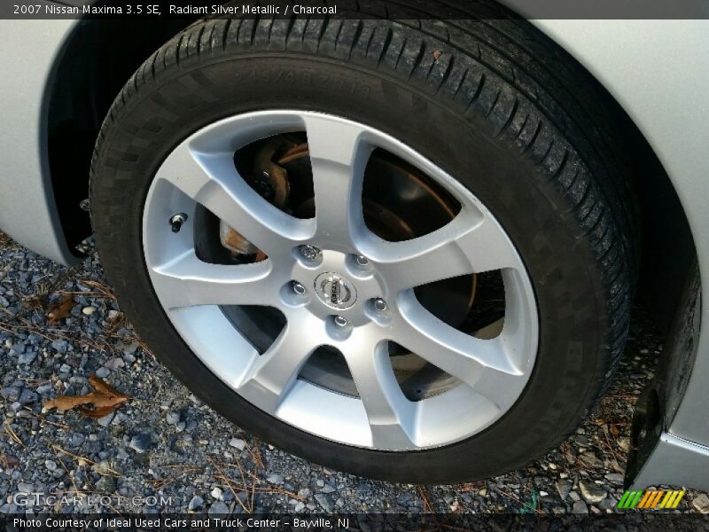 Radiant Silver Metallic / Charcoal 2007 Nissan Maxima 3.5 SE