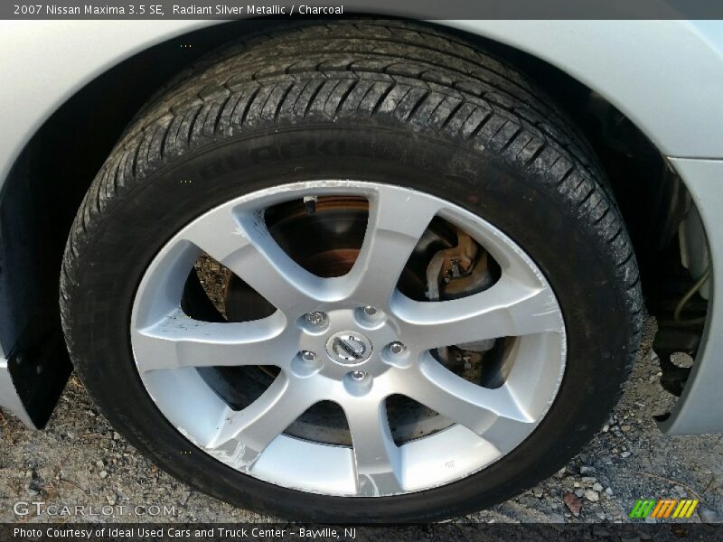 Radiant Silver Metallic / Charcoal 2007 Nissan Maxima 3.5 SE