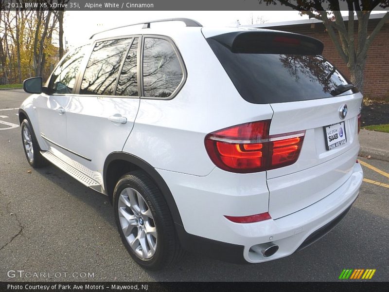 Alpine White / Cinnamon 2011 BMW X5 xDrive 35i