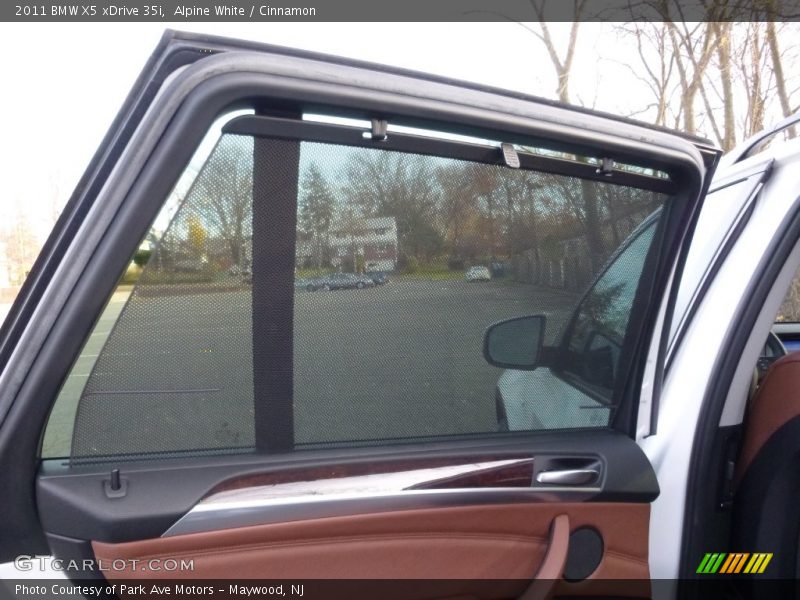 Alpine White / Cinnamon 2011 BMW X5 xDrive 35i