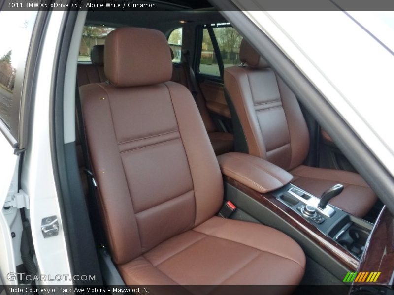 Alpine White / Cinnamon 2011 BMW X5 xDrive 35i