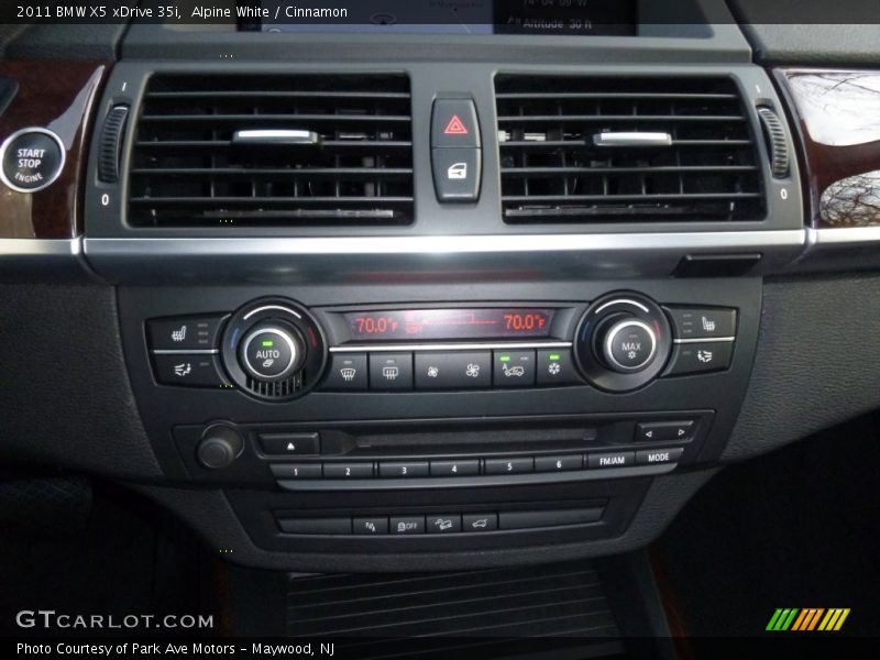 Alpine White / Cinnamon 2011 BMW X5 xDrive 35i