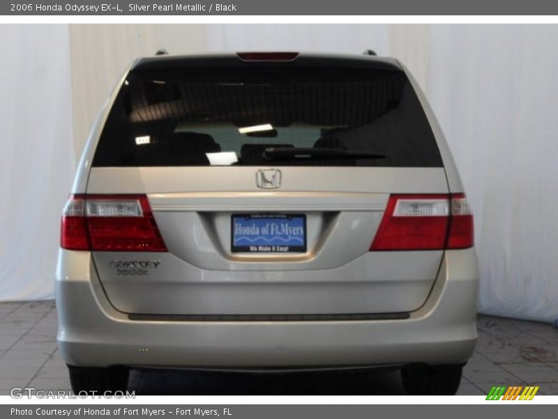 Silver Pearl Metallic / Black 2006 Honda Odyssey EX-L