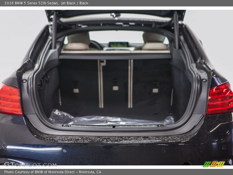 Jet Black / Black 2016 BMW 5 Series 528i Sedan
