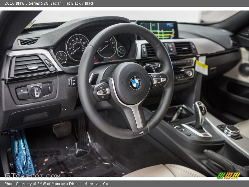 Jet Black / Black 2016 BMW 5 Series 528i Sedan