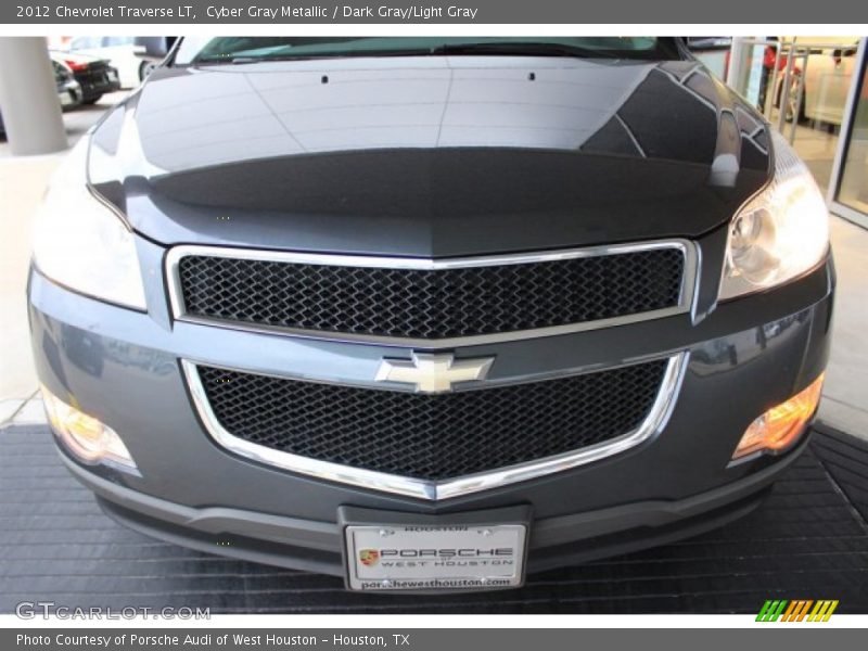 Cyber Gray Metallic / Dark Gray/Light Gray 2012 Chevrolet Traverse LT