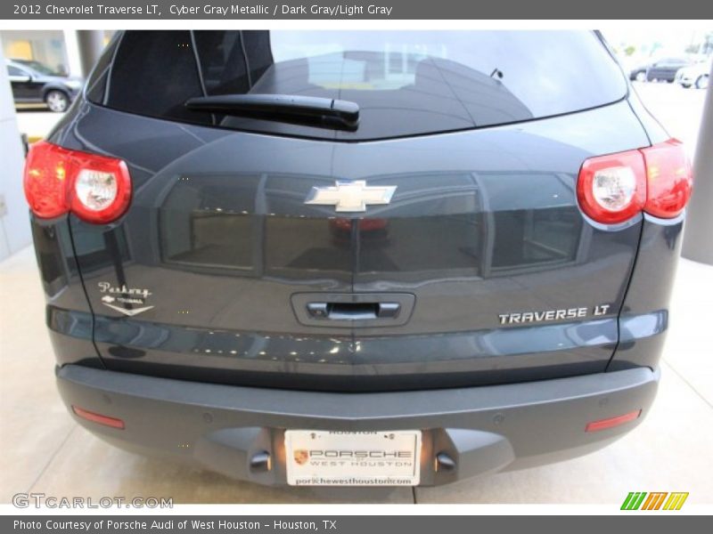 Cyber Gray Metallic / Dark Gray/Light Gray 2012 Chevrolet Traverse LT