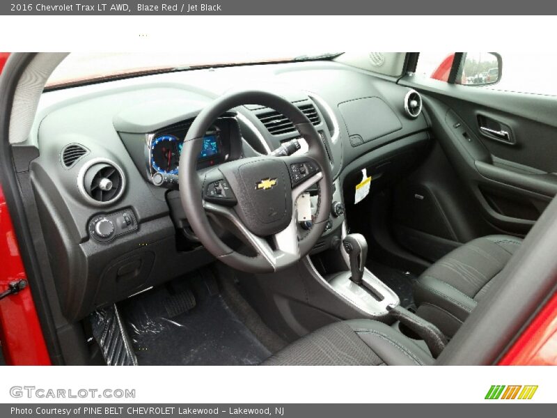 Blaze Red / Jet Black 2016 Chevrolet Trax LT AWD