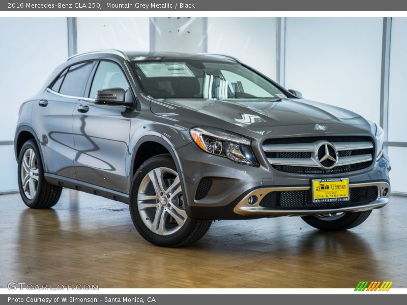 Mountain Grey Metallic / Black 2016 Mercedes-Benz GLA 250