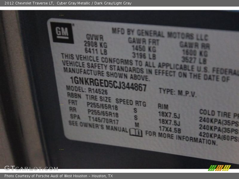 Cyber Gray Metallic / Dark Gray/Light Gray 2012 Chevrolet Traverse LT