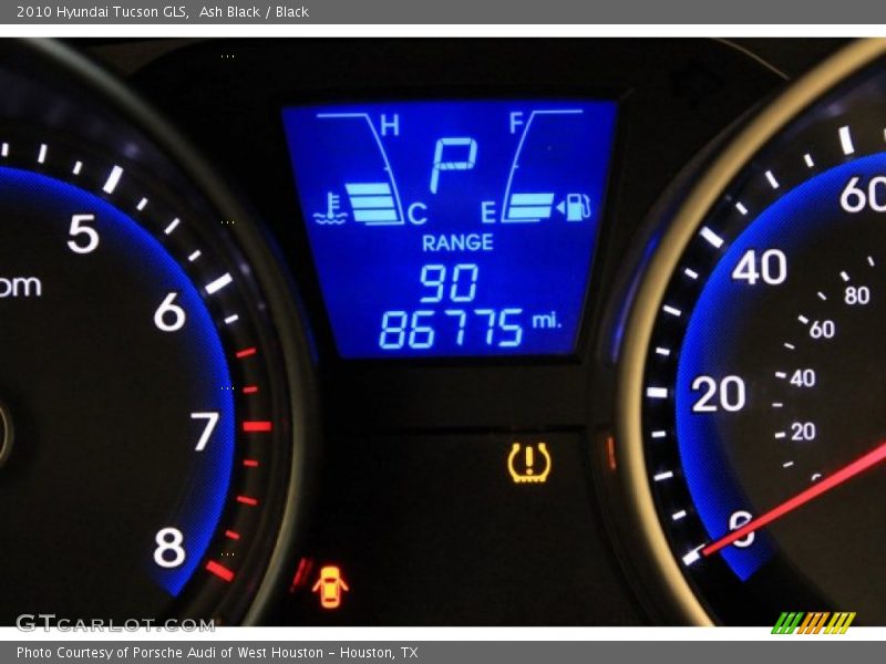 Ash Black / Black 2010 Hyundai Tucson GLS