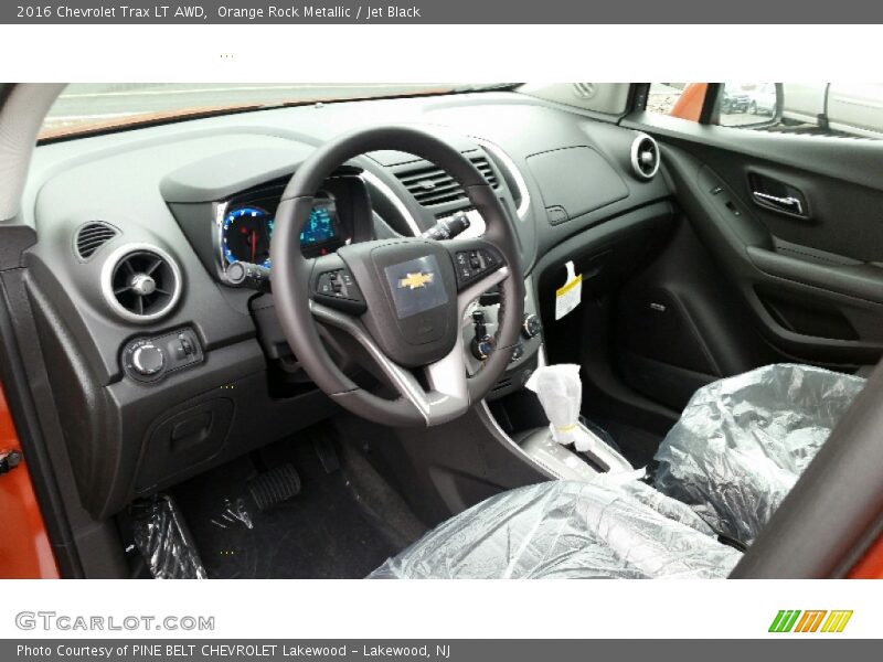 Orange Rock Metallic / Jet Black 2016 Chevrolet Trax LT AWD