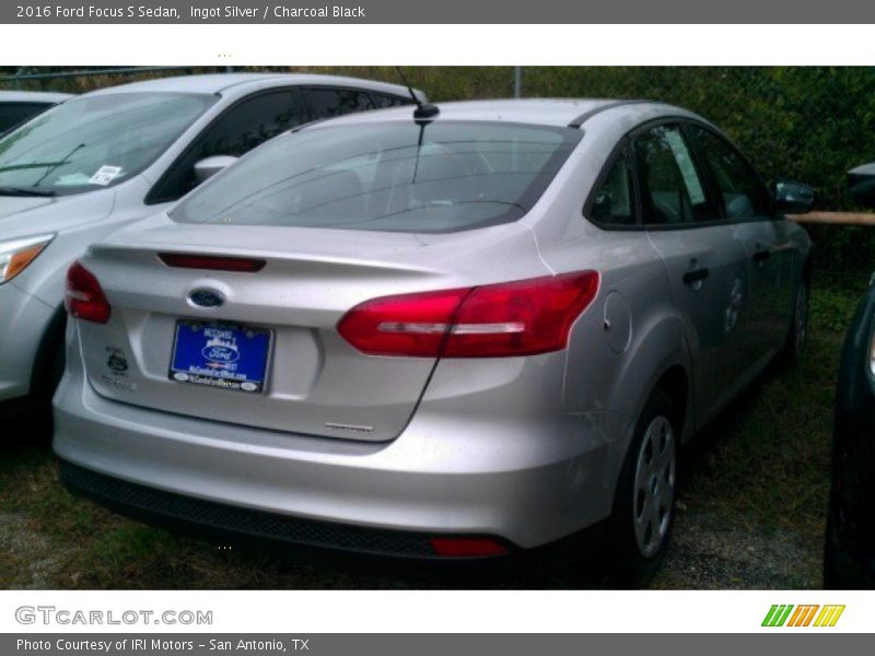 Ingot Silver / Charcoal Black 2016 Ford Focus S Sedan