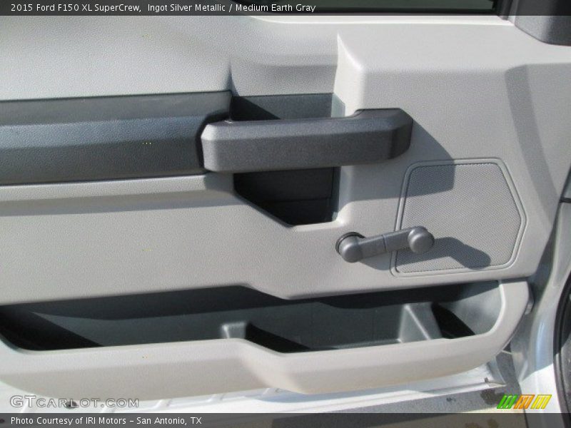 Ingot Silver Metallic / Medium Earth Gray 2015 Ford F150 XL SuperCrew