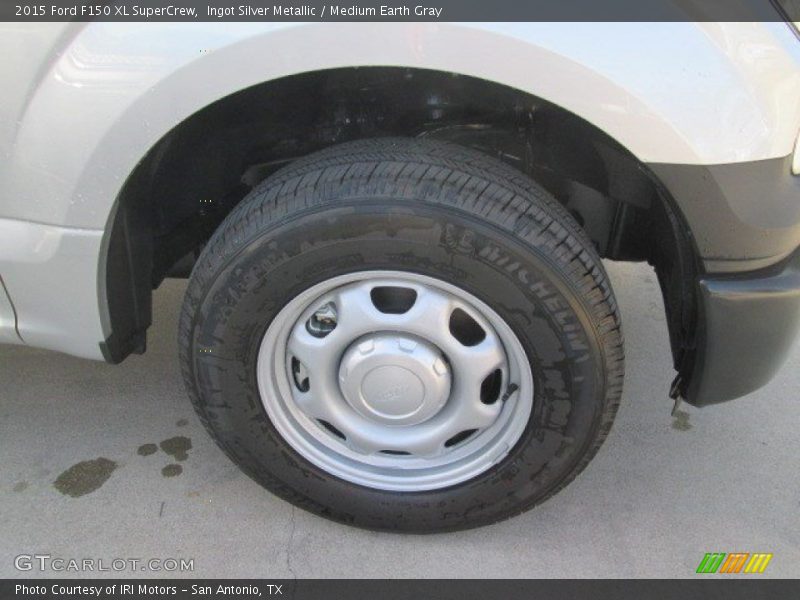 Ingot Silver Metallic / Medium Earth Gray 2015 Ford F150 XL SuperCrew