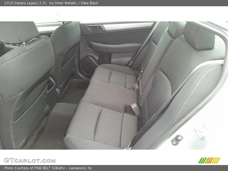 Ice Silver Metallic / Slate Black 2016 Subaru Legacy 2.5i