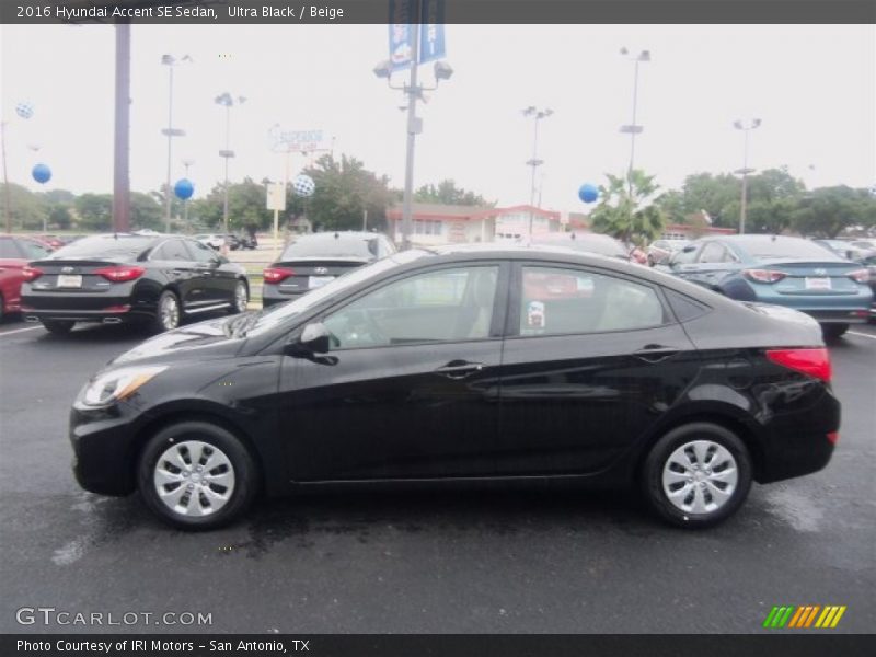Ultra Black / Beige 2016 Hyundai Accent SE Sedan