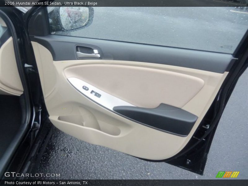 Ultra Black / Beige 2016 Hyundai Accent SE Sedan