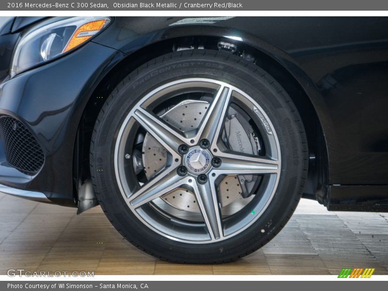 Obsidian Black Metallic / Cranberry Red/Black 2016 Mercedes-Benz C 300 Sedan
