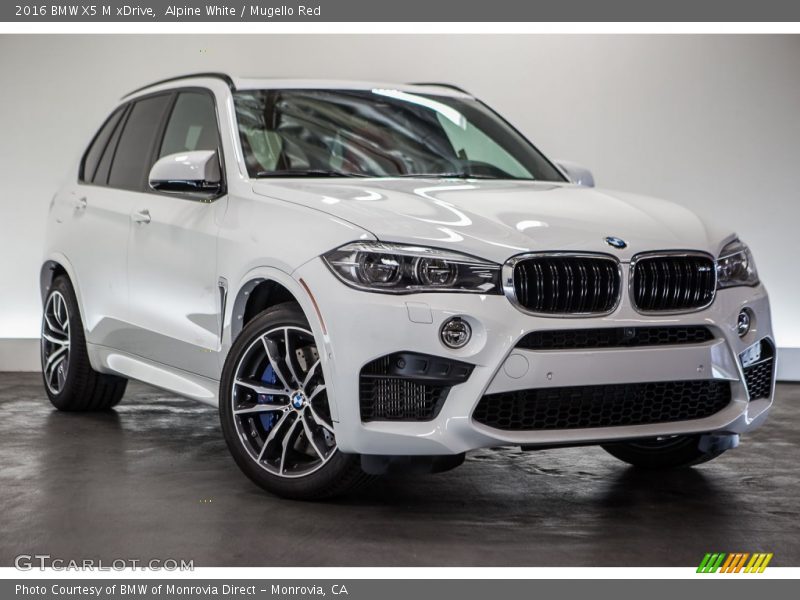 Front 3/4 View of 2016 X5 M xDrive