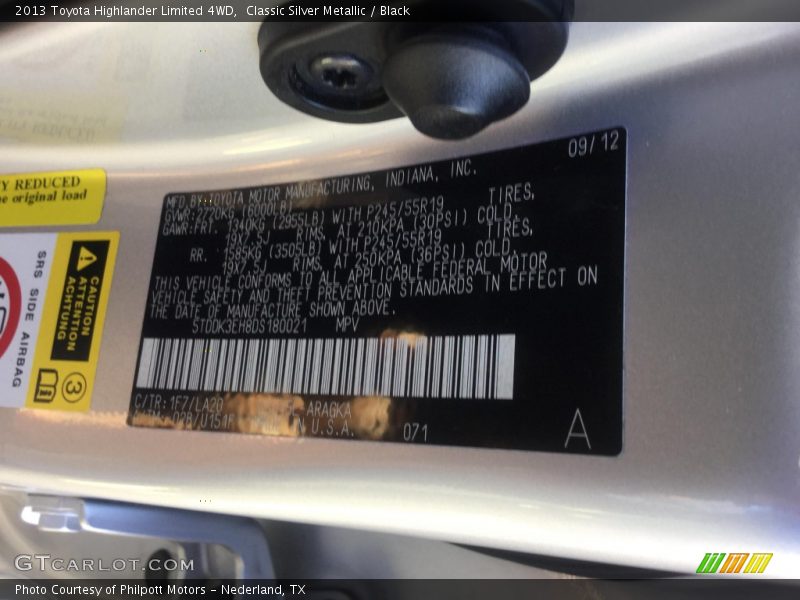 Classic Silver Metallic / Black 2013 Toyota Highlander Limited 4WD