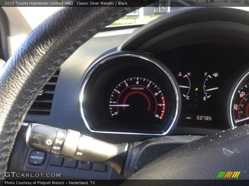 Classic Silver Metallic / Black 2013 Toyota Highlander Limited 4WD
