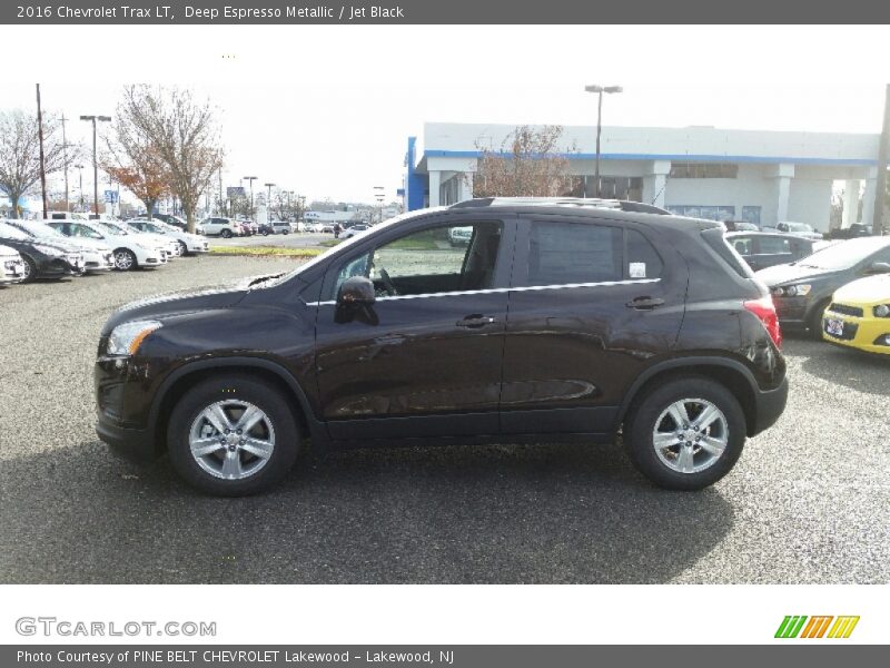 Deep Espresso Metallic / Jet Black 2016 Chevrolet Trax LT