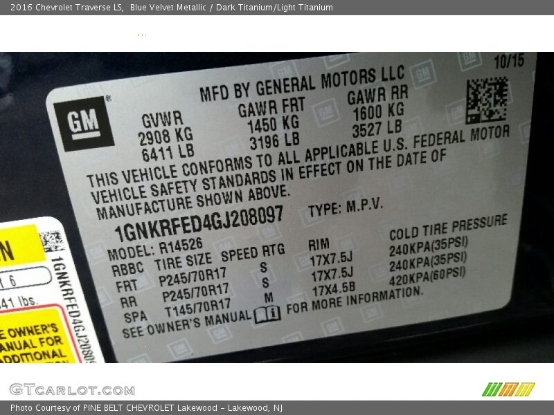 Blue Velvet Metallic / Dark Titanium/Light Titanium 2016 Chevrolet Traverse LS