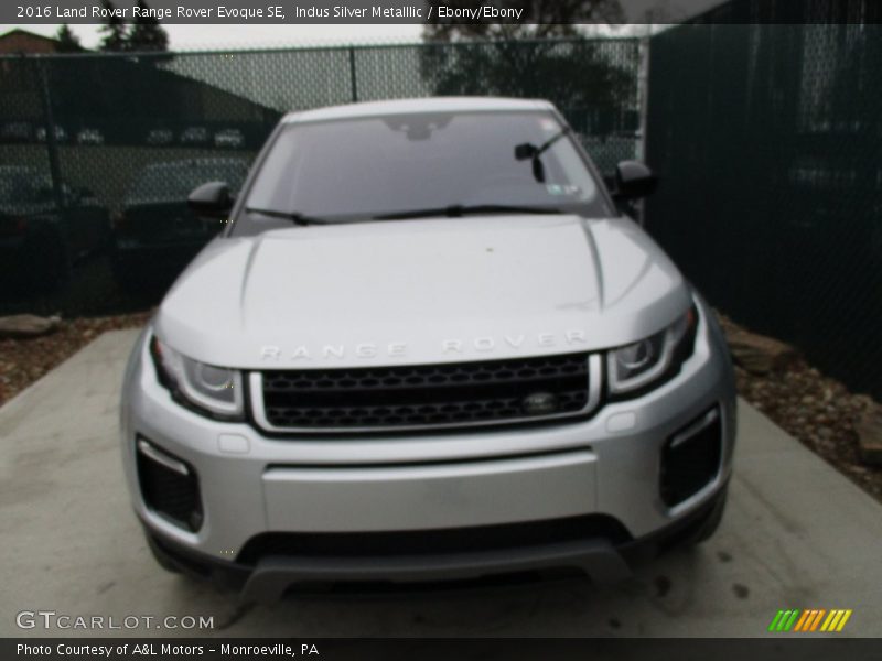 Indus Silver Metalllic / Ebony/Ebony 2016 Land Rover Range Rover Evoque SE