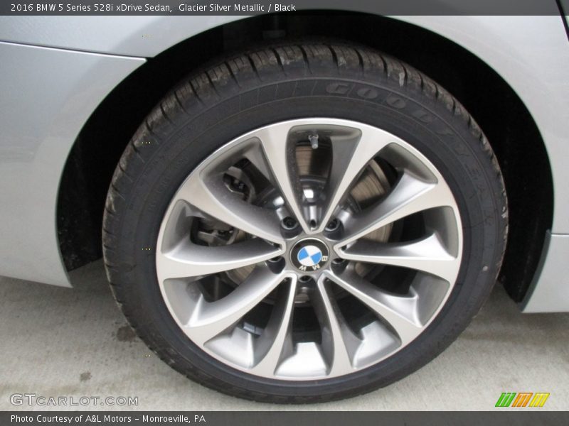  2016 5 Series 528i xDrive Sedan Wheel