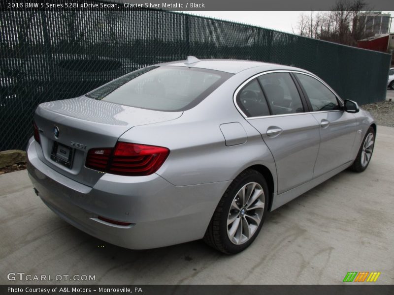 Glacier Silver Metallic / Black 2016 BMW 5 Series 528i xDrive Sedan