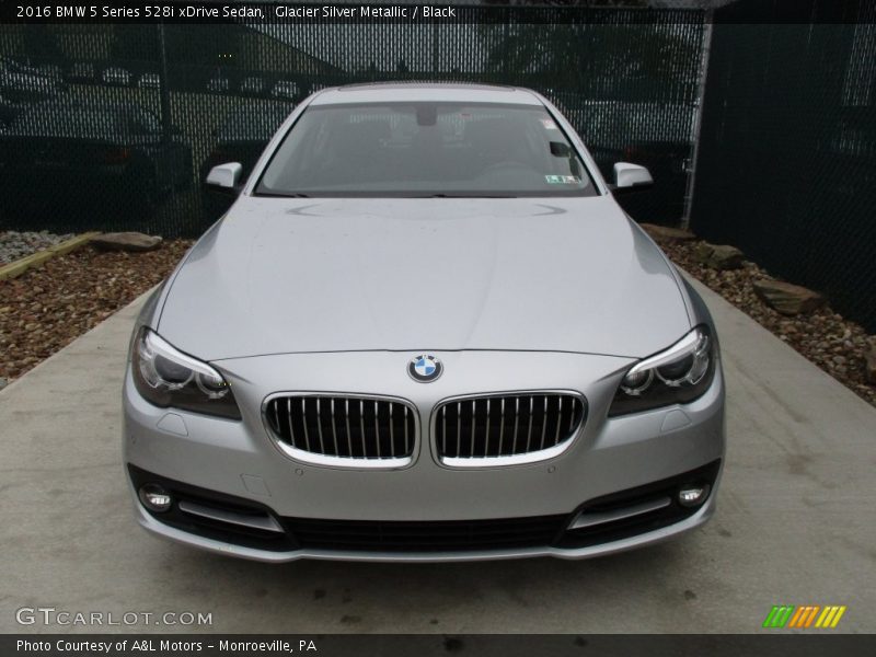 Glacier Silver Metallic / Black 2016 BMW 5 Series 528i xDrive Sedan