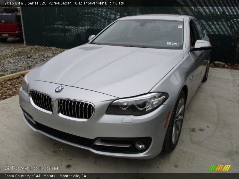 Glacier Silver Metallic / Black 2016 BMW 5 Series 528i xDrive Sedan