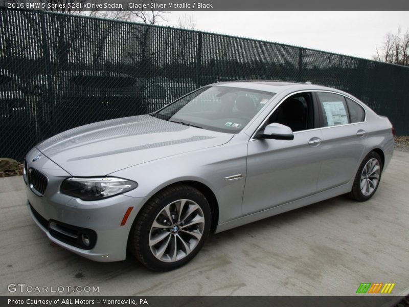 Glacier Silver Metallic / Black 2016 BMW 5 Series 528i xDrive Sedan