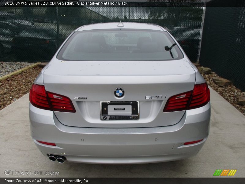 Glacier Silver Metallic / Black 2016 BMW 5 Series 528i xDrive Sedan