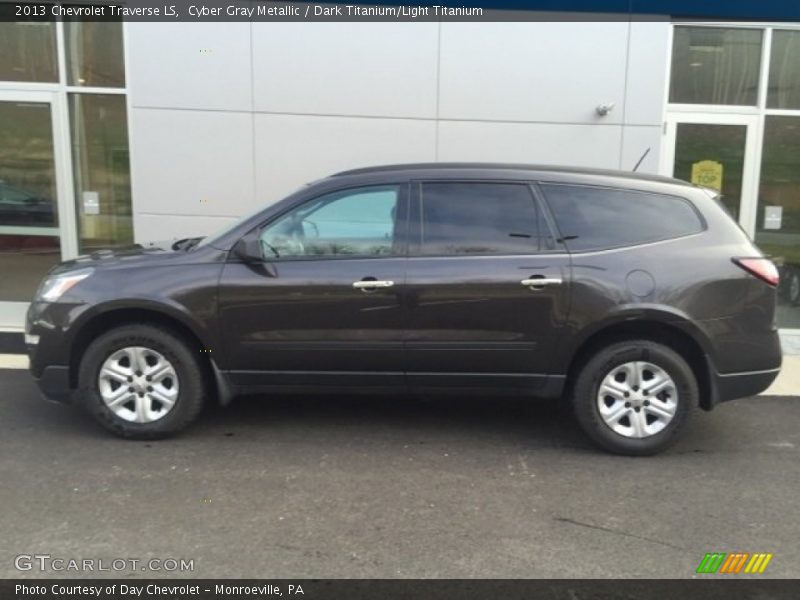 Cyber Gray Metallic / Dark Titanium/Light Titanium 2013 Chevrolet Traverse LS