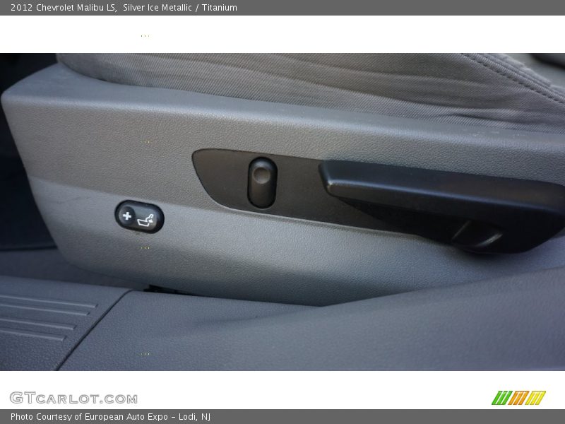 Silver Ice Metallic / Titanium 2012 Chevrolet Malibu LS