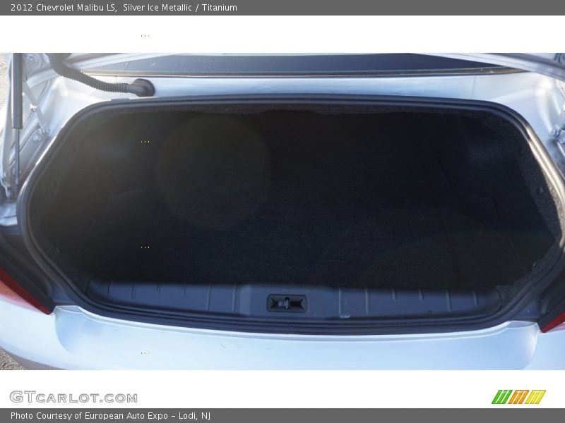 Silver Ice Metallic / Titanium 2012 Chevrolet Malibu LS