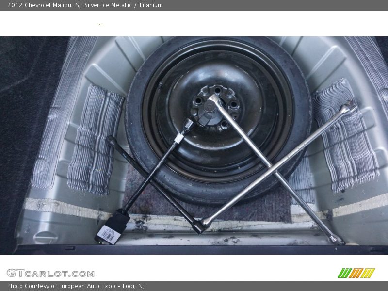 Silver Ice Metallic / Titanium 2012 Chevrolet Malibu LS