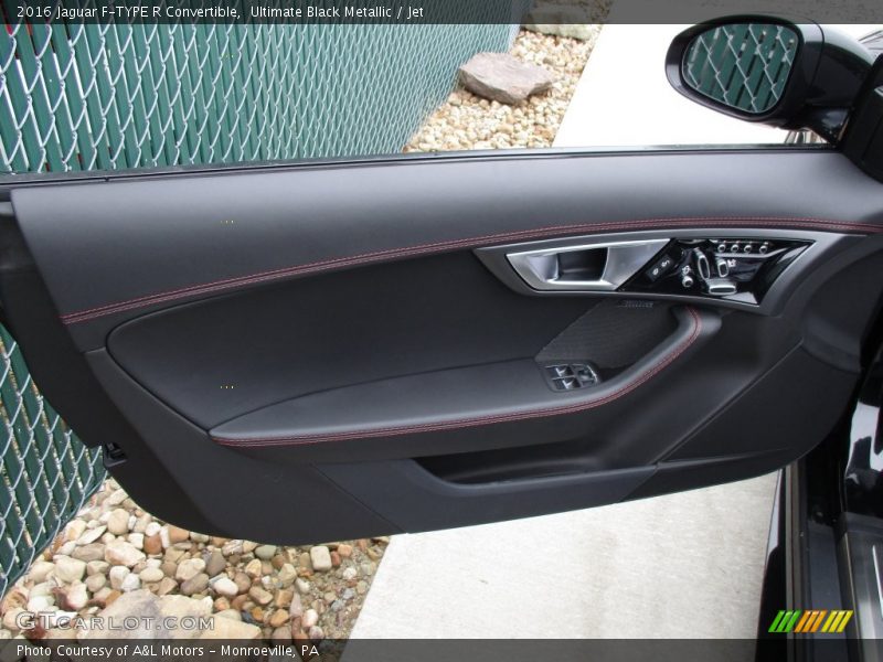 Ultimate Black Metallic / Jet 2016 Jaguar F-TYPE R Convertible