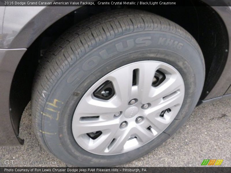 Granite Crystal Metallic / Black/Light Graystone 2016 Dodge Grand Caravan American Value Package