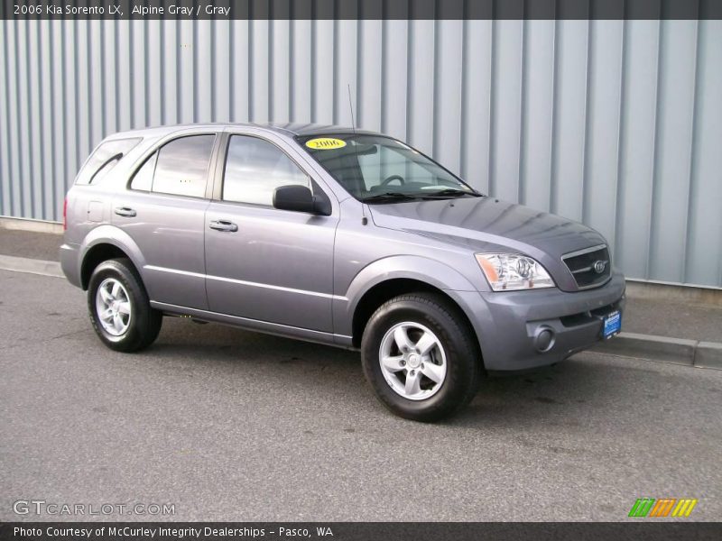 Alpine Gray / Gray 2006 Kia Sorento LX