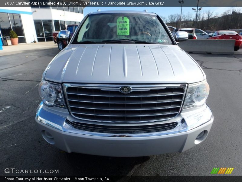 Bright Silver Metallic / Dark Slate Gray/Light Slate Gray 2007 Chrysler Aspen Limited 4WD